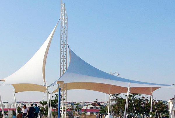 膜結構車棚廠家淺析膜結構工程應該注意什么？