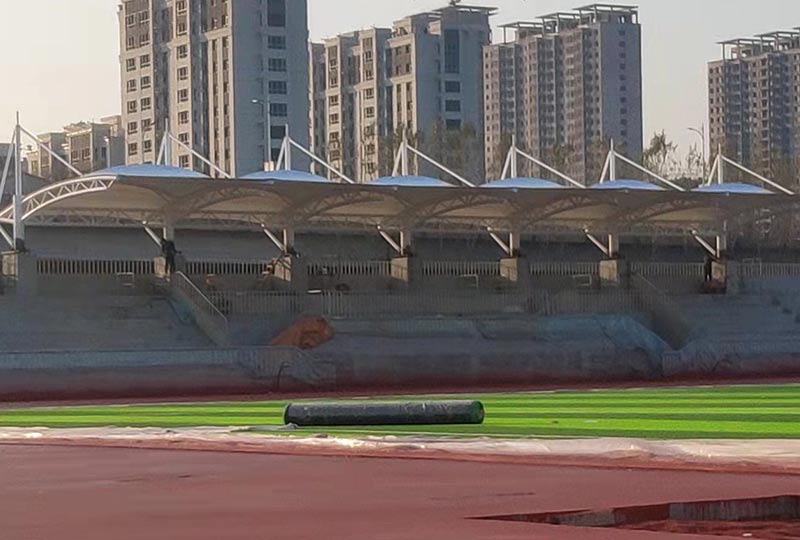 長春膜結(jié)構(gòu)的瓦形單元面是入哪些部分組成的？